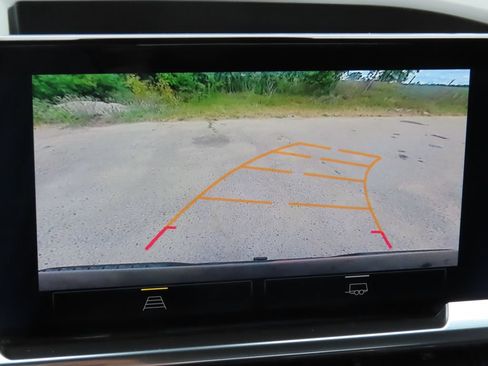 Used 2024 Chevrolet Silverado 1500 RST w/ LPO, Liner Protection Package AWD/4WD image 6