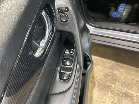 Used 2017 Nissan Rogue SL w/ SL Premium Package FWD image 21