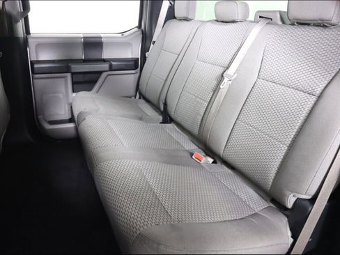 Used 2016 Ford F150 XLT image 33