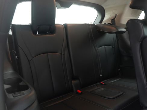 Used 2024 INFINITI QX60 Sensory image 15