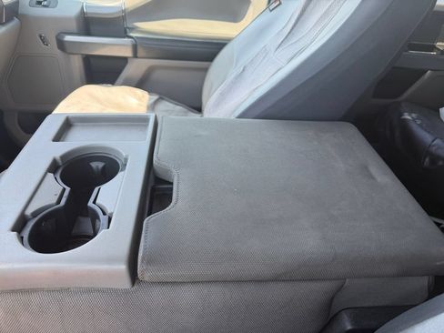 Used 2015 Ford F150 XLT w/ Equipment Group 301A Mid AWD/4WD image 30