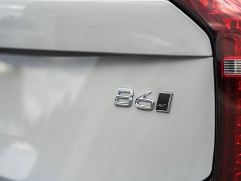 New 2026 Volvo XC90 B6 Plus w/ Protection Package Premier image 7