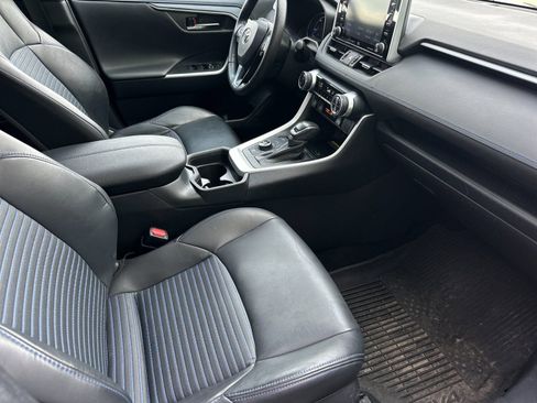 Used 2021 Toyota RAV4 XSE AWD/4WD image 14