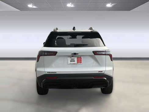 Used 2025 Chevrolet Equinox RS w/ Safety and Technology Package FWD image 14
