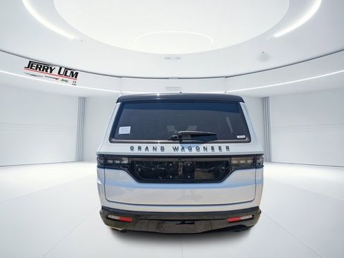 New 2025 Jeep Grand Wagoneer Series II Obsidian w/ Quick Order Packagew 28T image 3