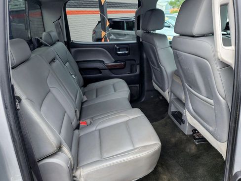 Used 2015 GMC Sierra 3500 SLT w/ Duramax Plus Package image 18
