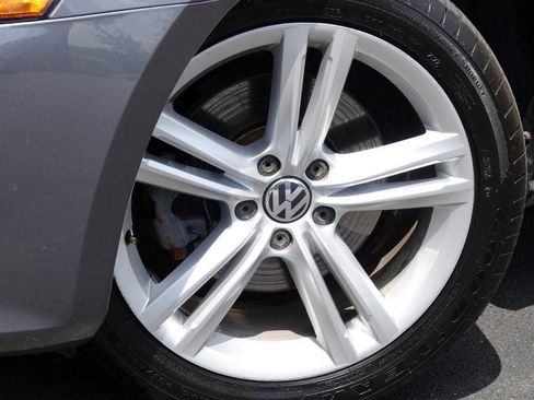 Used 2013 Volkswagen Passat TDI SEL Premium image 31