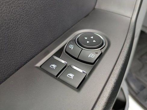 Certified 2024 Ford F550 4x4 Regular Cab Super Duty image 17