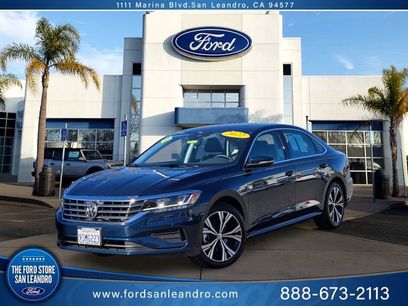 Used 2022 Volkswagen Passat 2.0T SE
