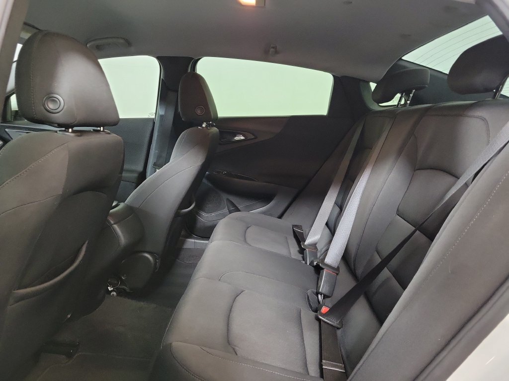 Used 2021 Chevrolet Malibu RS FWD image 22