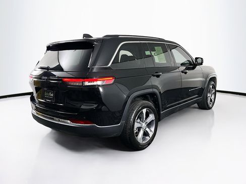 Used 2023 Jeep Grand Cherokee 4WD 4xe image 9