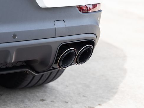 Certified 2026 Porsche Cayenne AWD/4WD image 15