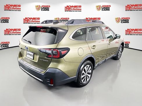 Used 2020 Subaru Outback Premium AWD/4WD image 15