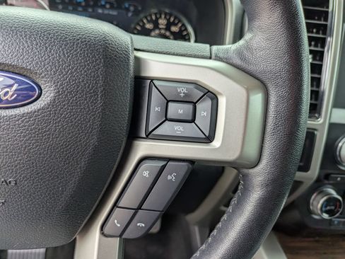 Used 2018 Ford F150 Lariat w/ Equipment Group 502A Luxury AWD/4WD image 20