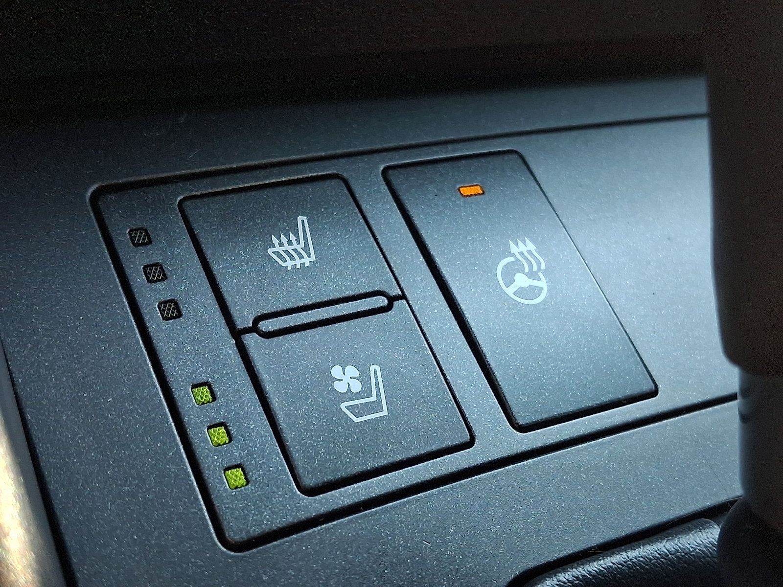 Used 2021 Lexus IS 300 w/ Comfort Package RWD image 24