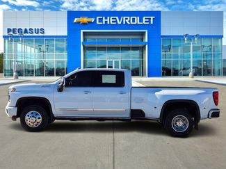 New 2026 Chevrolet Silverado 3500 High Country w/ Technology Package video 3