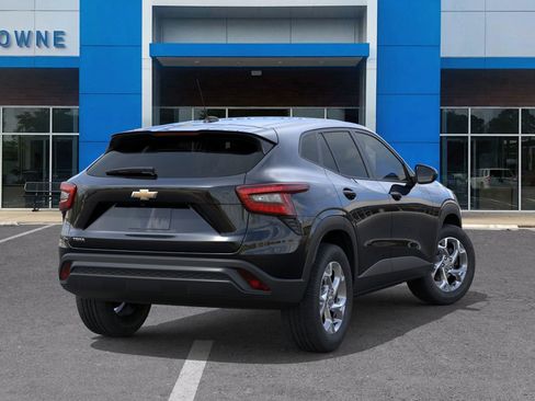 New 2026 Chevrolet Trax LS w/ LS Convenience Package image 28