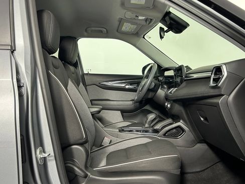 Used 2024 Chevrolet TrailBlazer LS AWD/4WD image 10