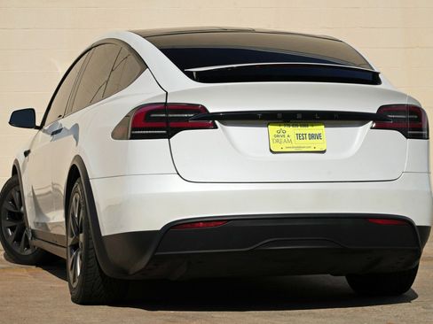 Used 2024 Tesla Model X AWD/4WD image 6