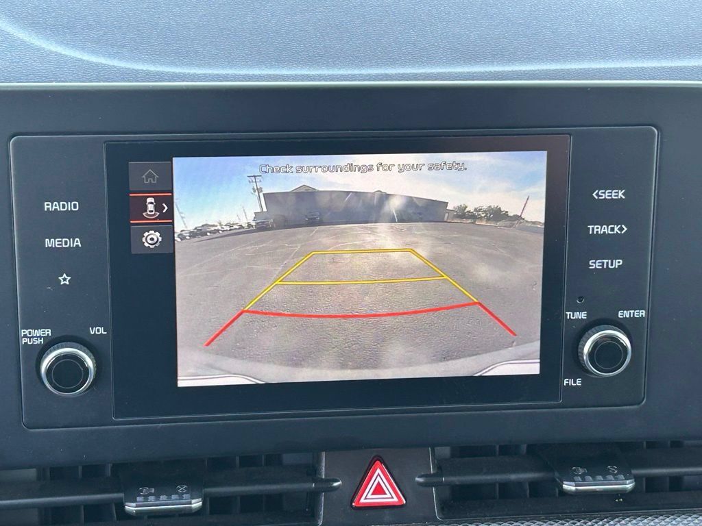 Used 2023 Kia Sportage LX AWD/4WD image 14