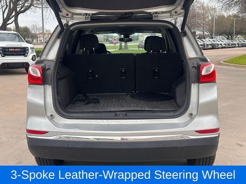 Used 2019 Chevrolet Equinox LT w/ Driver Convenience Package image 13