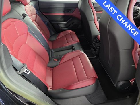 Used 2023 Porsche Taycan 4 Cross Turismo image 26