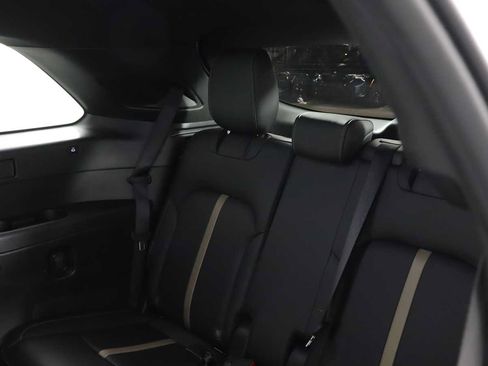 Used 2024 MAZDA CX-90 3.3 Turbo w/ Premium Plus Pkg AWD/4WD image 28