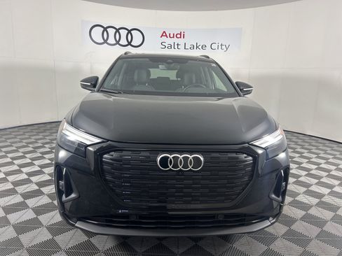 Used 2024 Audi Q4 e-tron Premium w/ Convenience Package image 8