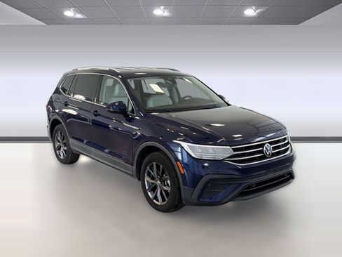 Certified 2023 Volkswagen Tiguan SE FWD image 7