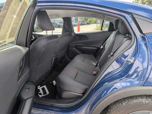 Used 2025 Toyota Prius LE FWD image 11