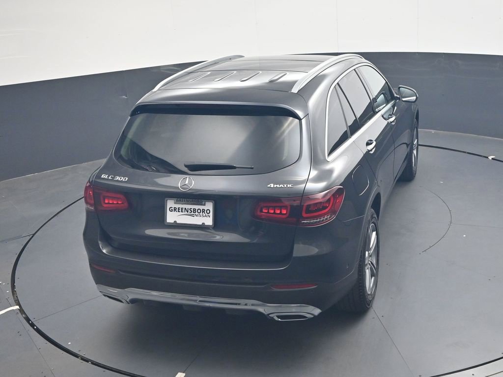 Used 2022 Mercedes-Benz GLC 300 4MATIC w/ Driver Assistance Package image 34