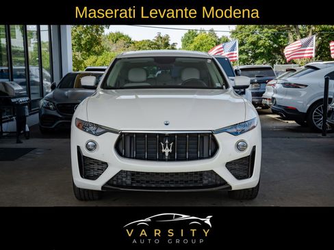 Used 2022 Maserati Levante Modena image 2