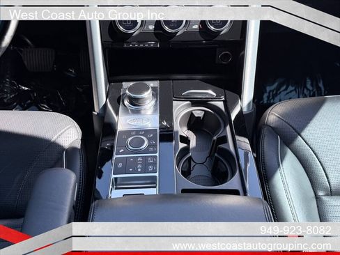 Used 2018 Land Rover Discovery HSE Luxury AWD/4WD image 18