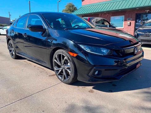 Used 2019 Honda Civic Sport image 3