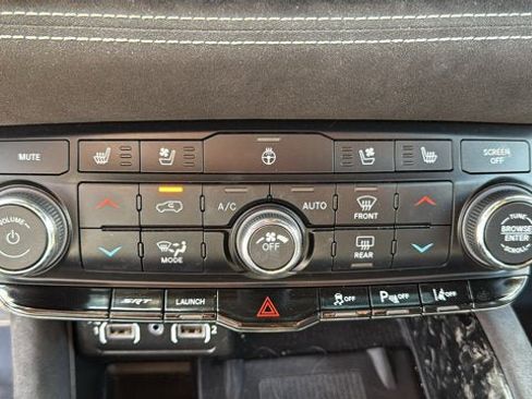 Certified 2022 Dodge Durango SRT w/ Premium Interior Group AWD/4WD image 21