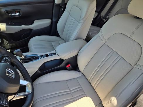 New 2027 Honda HR-V EX-L image 17