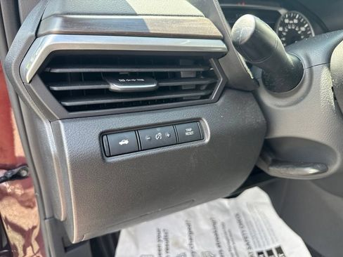 Used 2023 Nissan Altima 2.5 SV AWD/4WD image 38