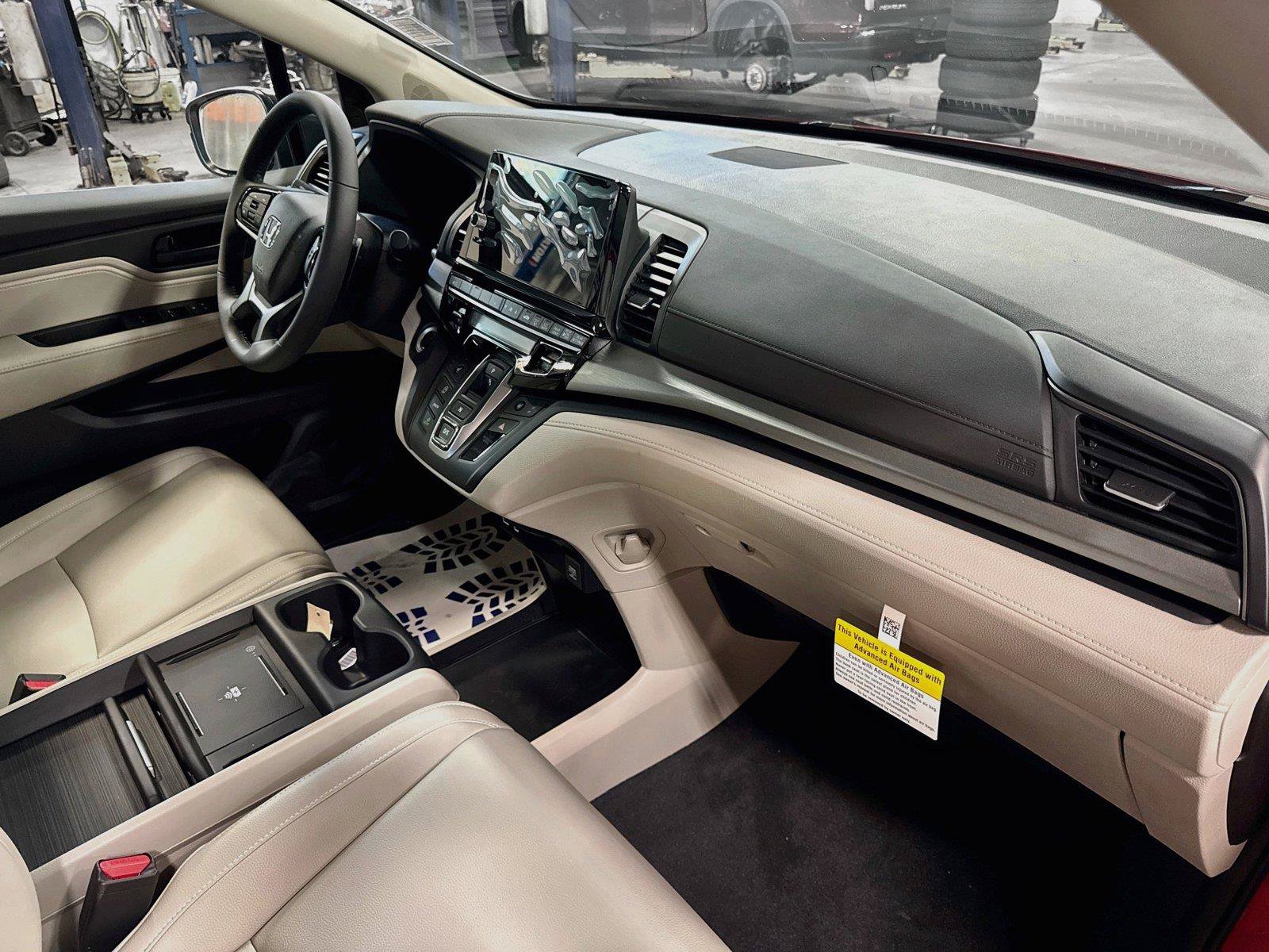 New 2027 Honda Odyssey EX-L image 31