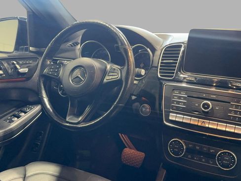 Used 2019 Mercedes-Benz GLS 550 4MATIC image 28