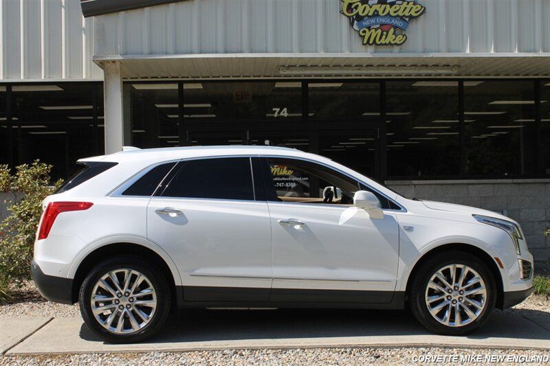 Used 2017 Cadillac XT5 Platinum w/ Driver Assist Package AWD/4WD image 23