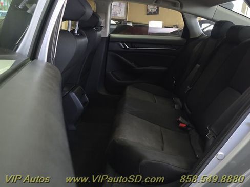 Used 2018 Honda Accord LX image 17