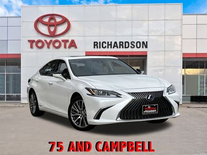 Used 2020 Lexus ES 300h w/ Premium Package
