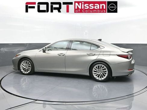 Used 2020 Lexus ES 350 w/ Accessory Package FWD image 4