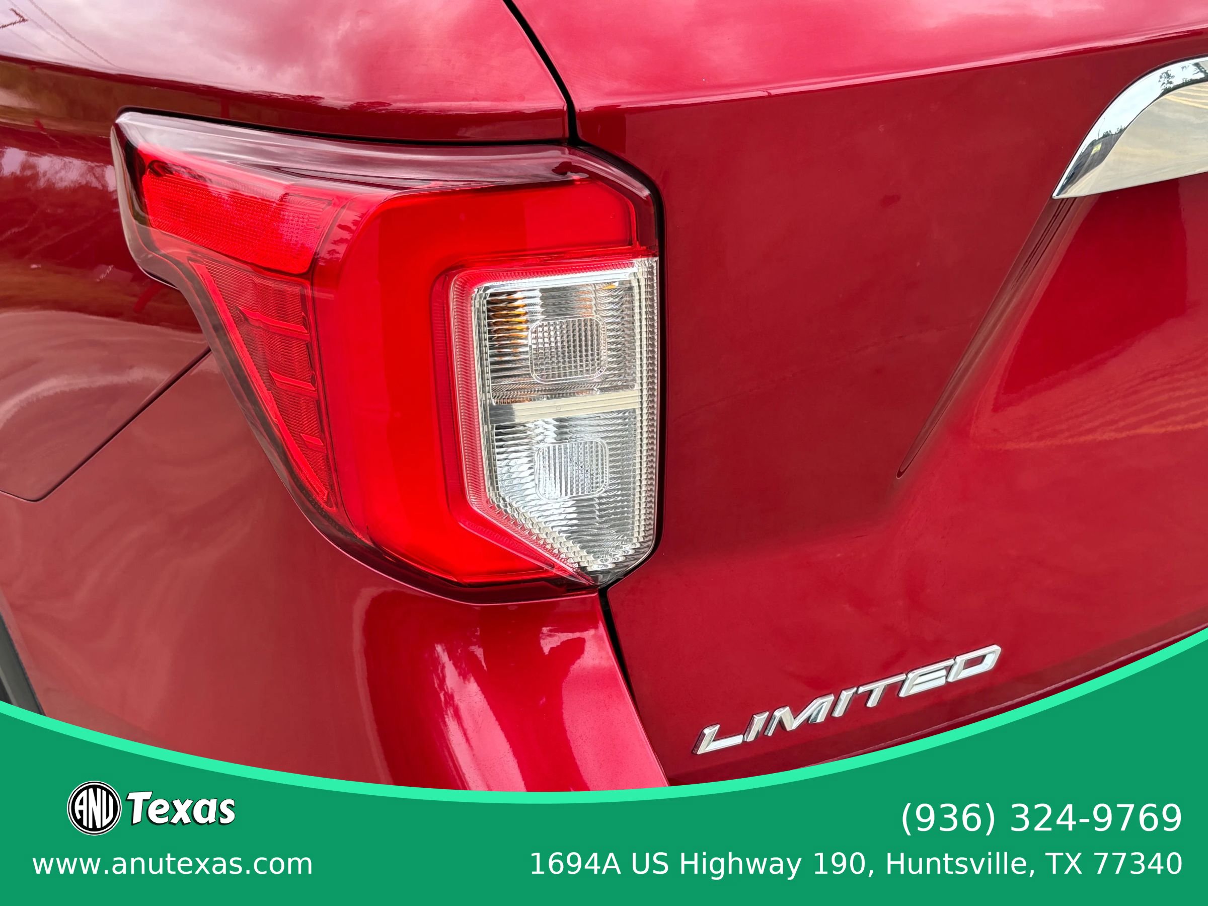 Used 2020 Ford Explorer Limited w/ Class III Trailer Tow Package AWD/4WD image 15