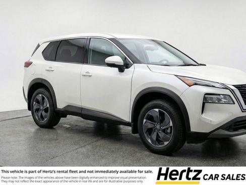 Used 2025 Nissan Rogue SV AWD/4WD image 1