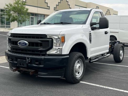 Used 2020 Ford F350 XL w/ Snow Plow Prep Package AWD/4WD image 7