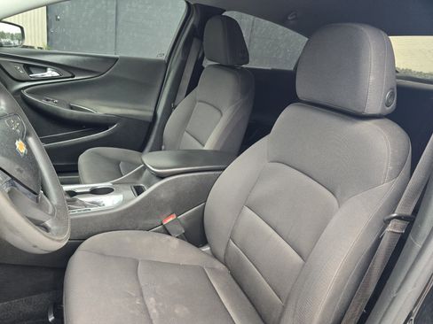 Used 2021 Chevrolet Malibu LS FWD image 12