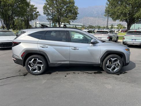 Certified 2023 Hyundai Tucson Limited AWD/4WD image 6