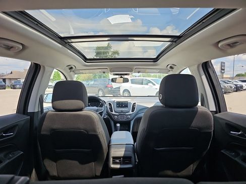 Used 2019 Chevrolet Equinox LT FWD image 29