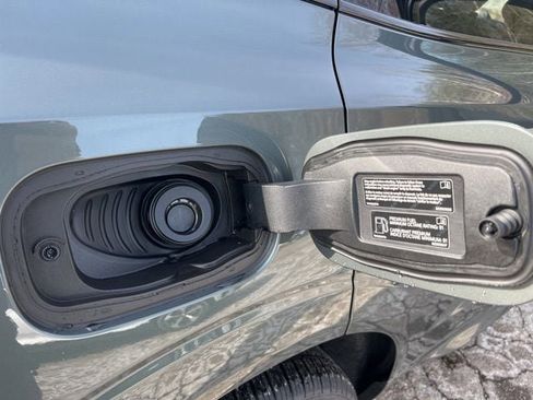 New 2026 Volvo XC60 B5 Ultra w/ Climate Package image 12